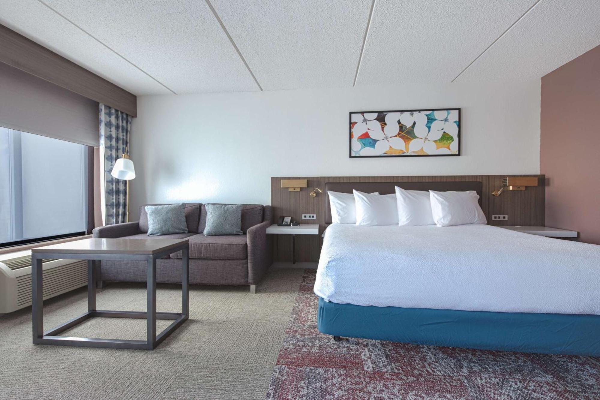 Hilton Garden Inn Newport News Exteriör bild