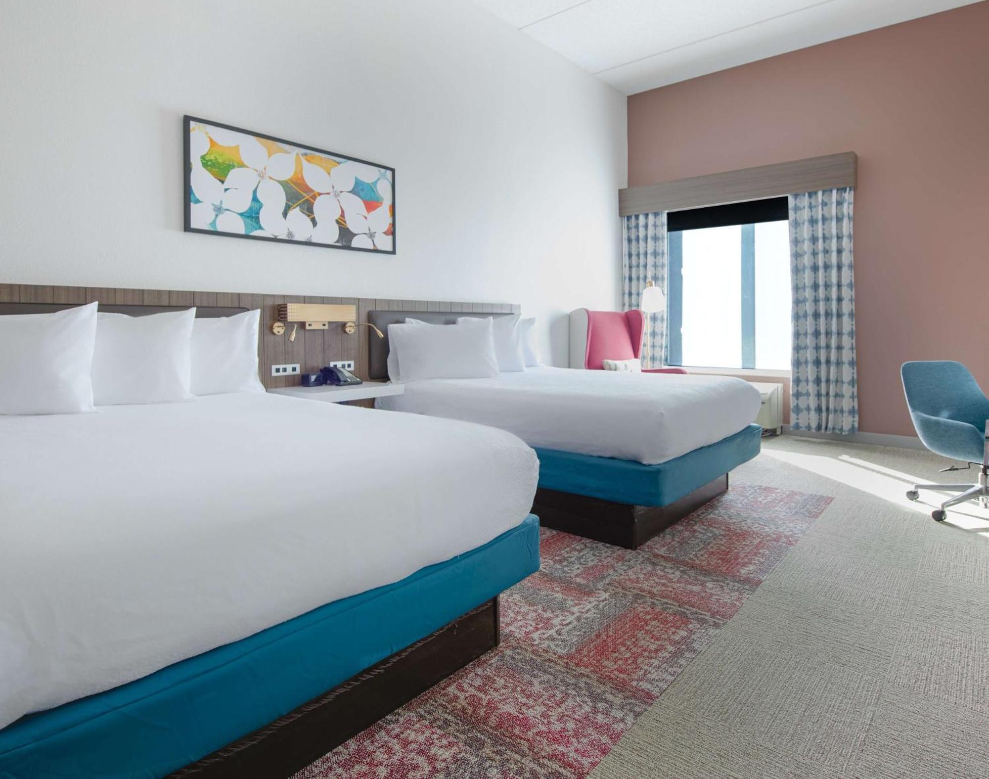 Hilton Garden Inn Newport News Exteriör bild