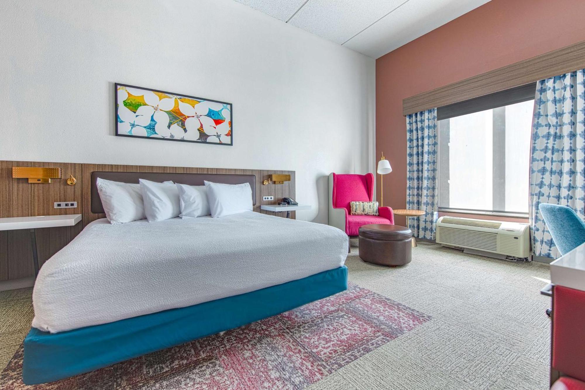 Hilton Garden Inn Newport News Exteriör bild