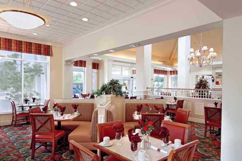 Hilton Garden Inn Newport News Exteriör bild